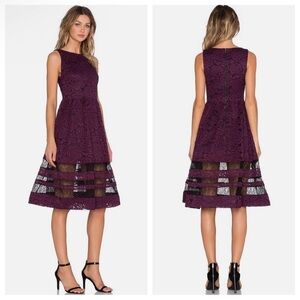 Alice +Olivia Odelia Dress!